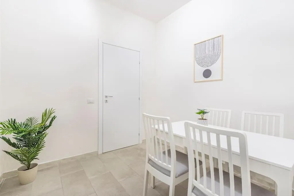Mutina Design Suite - City Life & Hesperia Hospital Modena Apartment