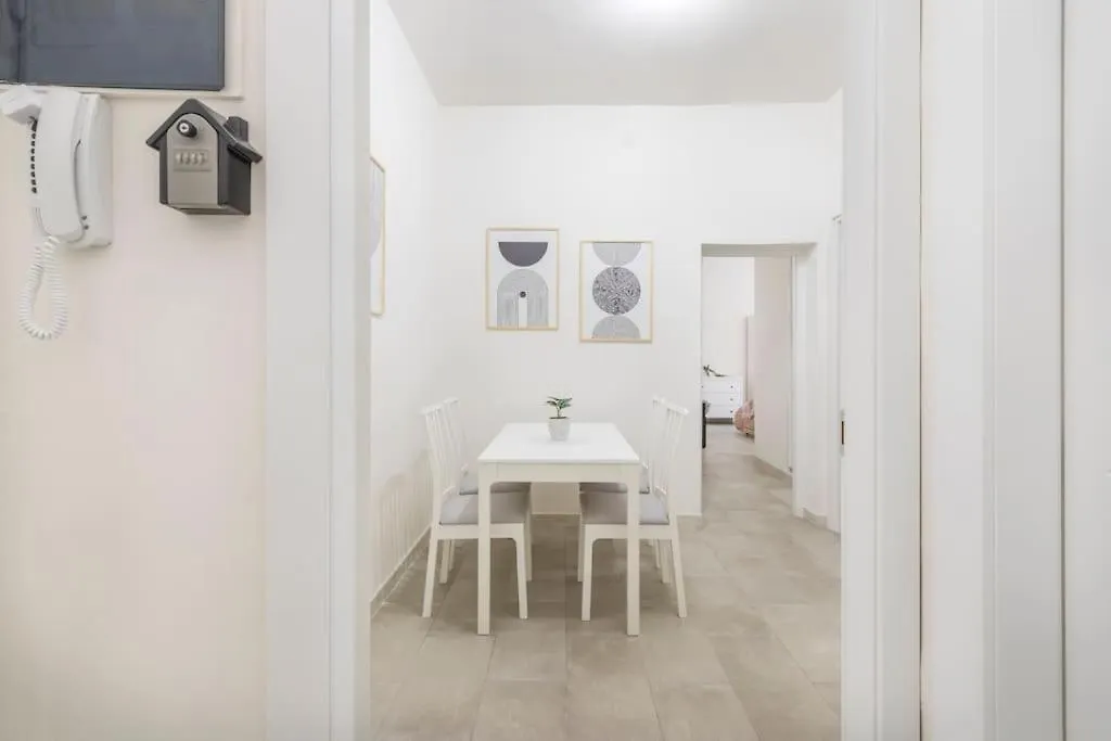 Apartment Mutina Design Suite - City Life & Hesperia Hospital Modena
